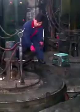 金属热处理中的渗碳淬火出炉过程详解